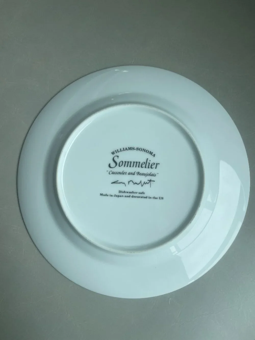 WILLIAMS SONOMA GUY BUFFET SOMMELIER SALAD PLATE CASSOULET AND BEAUJOLAIS PREOWN